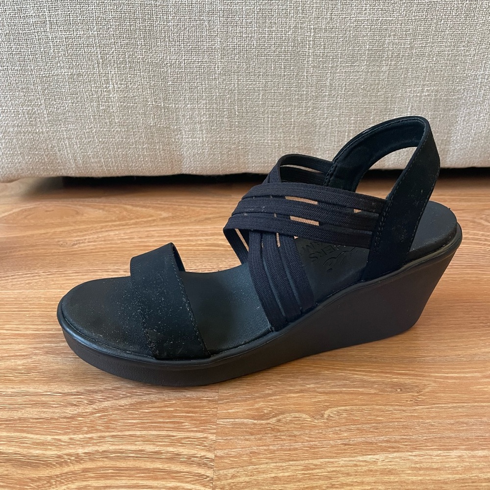 Skechers Vegan Black Wedge Sandals 8